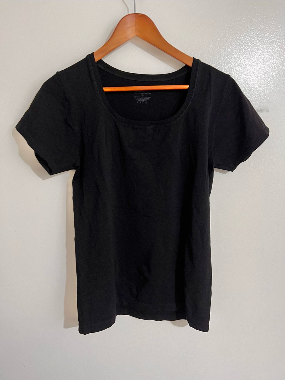White House Black Market Women XL Black Seamless Short Sleeve Tee T-shirt - Picture 3 of 7